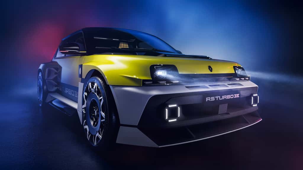 Agressive et dynamique, la R5 Turbo prolonge le mythe avec une motorisation électrique digne de ce nom. © Renault